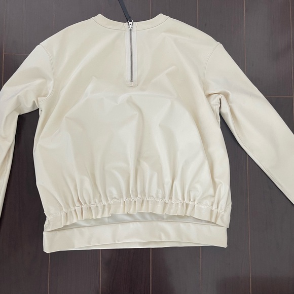 Lululemon jacket - Picture 2 of 3